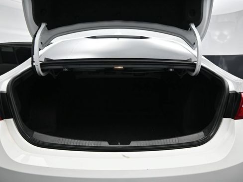 Used 2023 Chevrolet Malibu LT FWD image 24