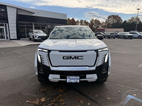 New 2025 GMC Sierra EV Denali image 8