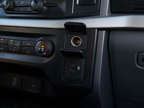 Used 2021 Ford F150 XLT w/ XTR Package image 21