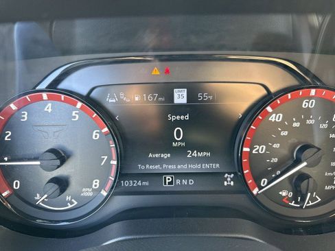 Used 2024 Nissan Titan PRO-4X w/ Pro-4x Utility Package image 10