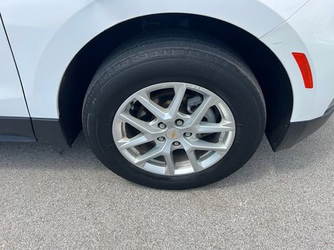 Used 2023 Chevrolet Equinox LT AWD/4WD image 16
