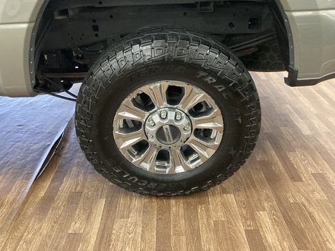 Used 2019 Ford F250 XLT w/ XLT Premium Package AWD/4WD image 10