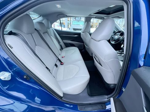 Used 2023 Toyota Camry SE w/ Cold Weather Package image 24