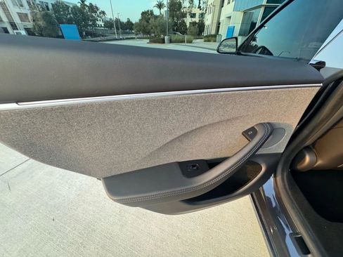 Used 2024 Tesla Model 3 Long Range image 37