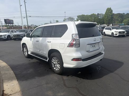 Used 2018 Lexus GX 460 Premium w/ Premium Package image 6