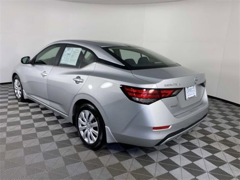 Used 2021 Nissan Sentra S image 6