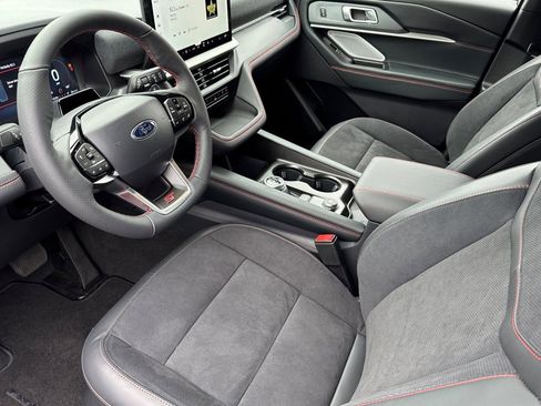 New 2026 Ford Explorer ST w/ Sun And Sound Package image 9