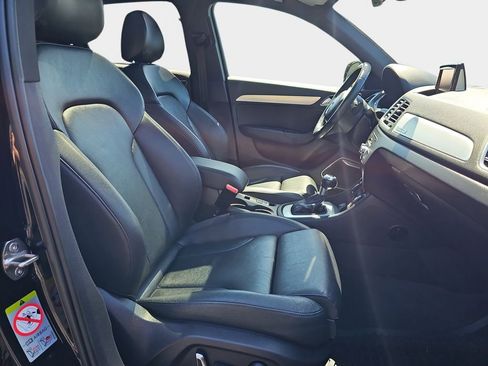 Used 2016 Audi Q3 2.0T Prestige w/ Prestige Package AWD/4WD image 12