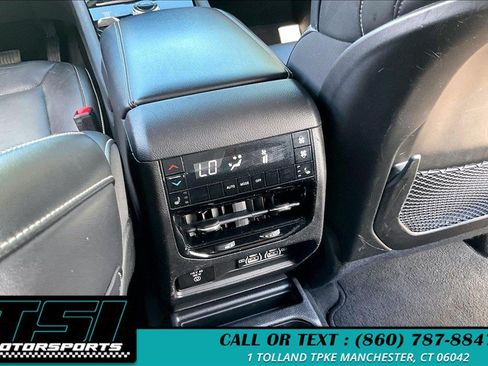 Used 2022 Jeep Grand Cherokee L Limited w/ Black Appearance Package AWD/4WD image 34