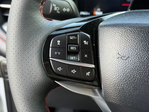 Used 2025 Ford Explorer ST-Line RWD image 36