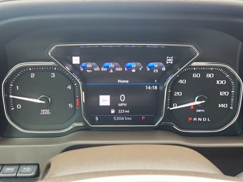 Used 2022 GMC Sierra 2500 Denali w/ Denali Ultimate Package AWD/4WD image 25