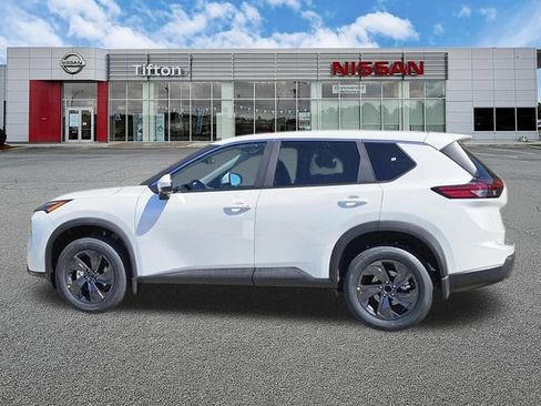 New 2026 Nissan Rogue SV w/ Cold Weather Package FWD image 7