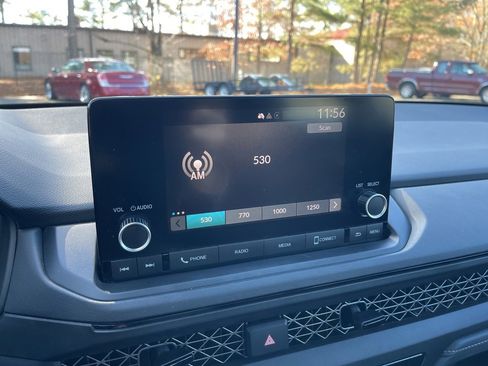 Certified 2023 Honda Accord LX image 14