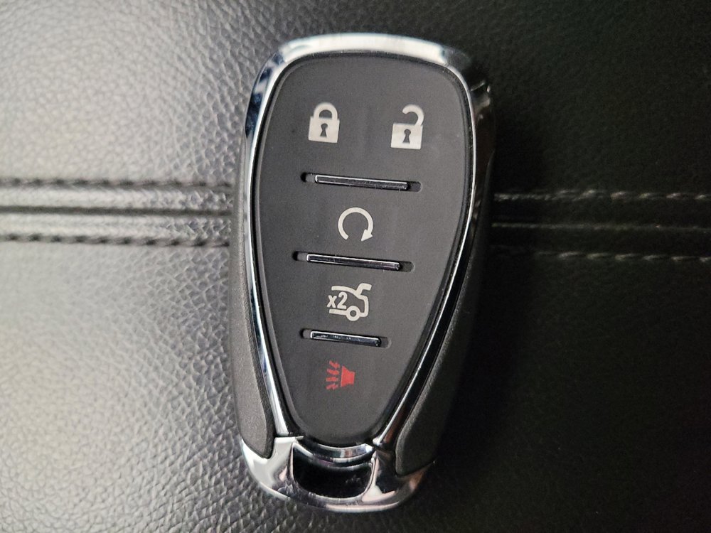 Used 2021 Chevrolet Malibu LT FWD image 32