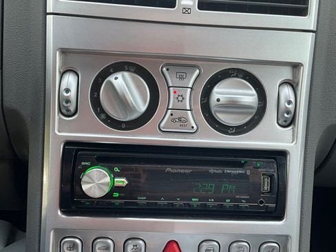 Used 2005 Chrysler Crossfire Limited RWD image 20