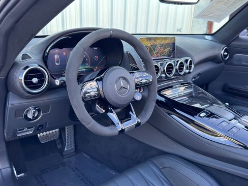 Used 2020 Mercedes-Benz AMG GT R image 13