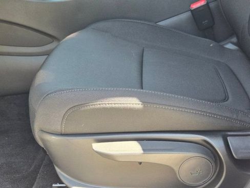 Certified 2025 Hyundai Tucson SE FWD image 18