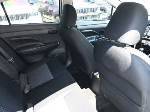 Used 2023 Nissan Versa S FWD image 22