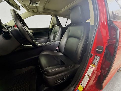 Used 2014 Lexus CT 200h image 20