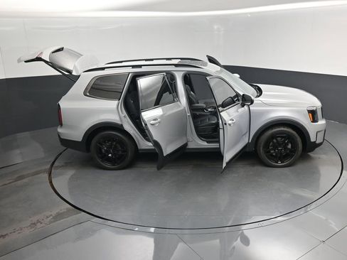 Certified 2024 Kia Telluride EX X-Line AWD/4WD image 18
