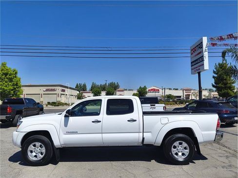 Used 2009 Toyota Tacoma PreRunner RWD image 16