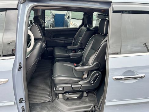 Used 2023 Honda Odyssey Elite image 12