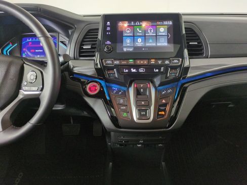 Used 2024 Honda Odyssey Elite image 21