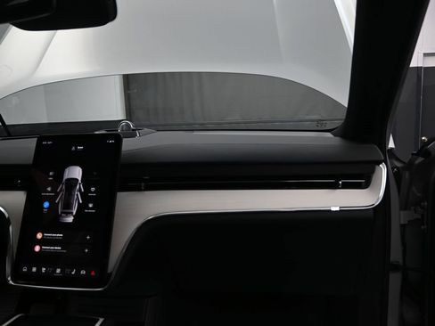 New 2025 Volvo EX90 Ultra image 15