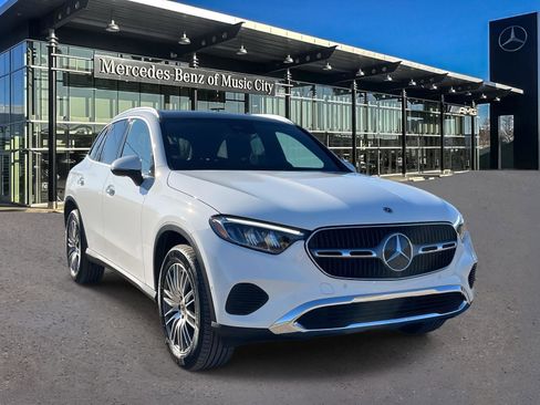 Used 2026 Mercedes-Benz GLC 300 4MATIC image 1