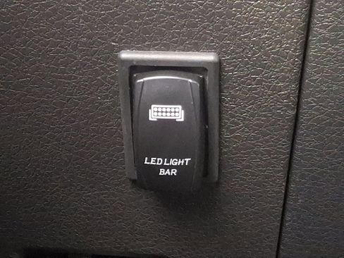 Used 2014 Ford F150 FX4 w/ Equipment Group 402A Luxury image 26