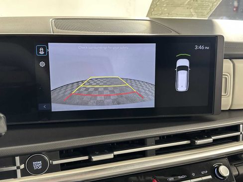 Certified 2025 Hyundai Santa Fe SE image 19