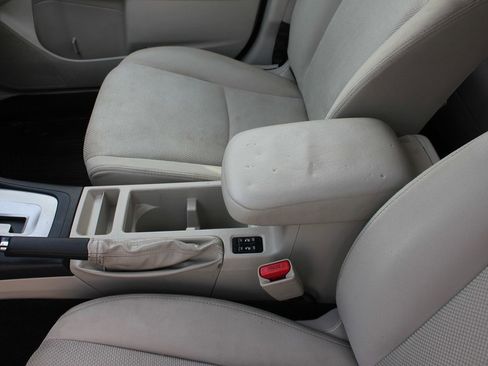 Used 2015 Subaru Crosstrek 2.0i Premium image 27