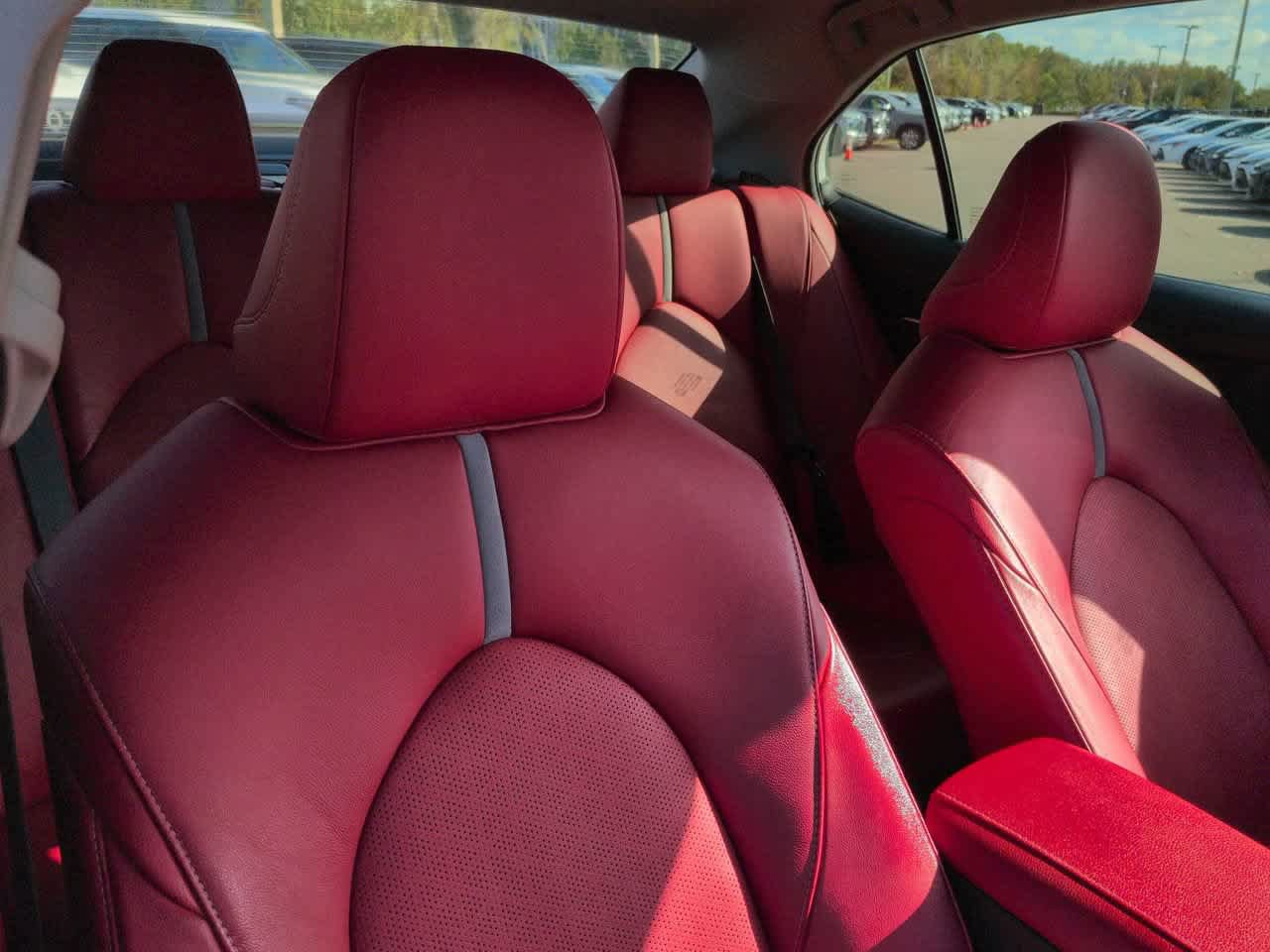 Used 2019 Toyota Camry XSE FWD image 7