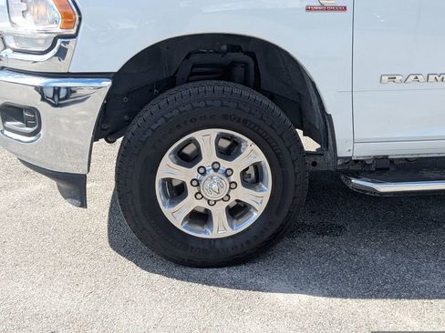 Used 2024 RAM 2500 Big Horn image 11