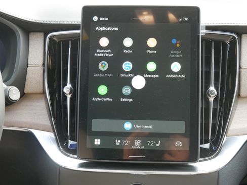 New 2026 Volvo XC90 B5 Core image 8