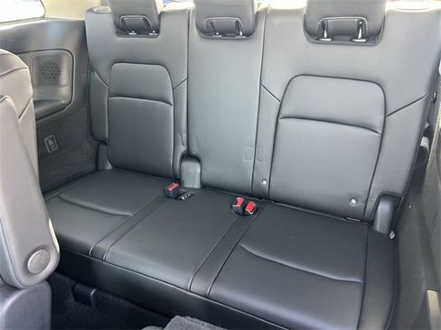 Certified 2025 Nissan Pathfinder SL w/ SL Premium Package image 21