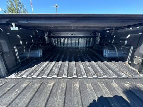 Used 2021 Chevrolet Silverado 1500 Custom AWD/4WD image 12