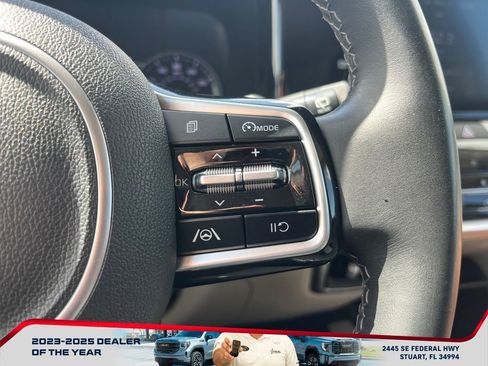 Used 2021 Kia Sorento S image 27