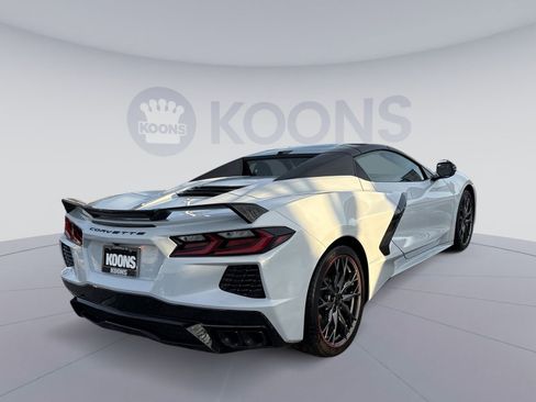 Used 2024 Chevrolet Corvette Stingray Premium Conv w/ Z51 Performance Package image 7