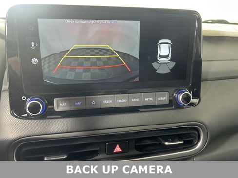 Used 2022 Hyundai Kona Limited image 5