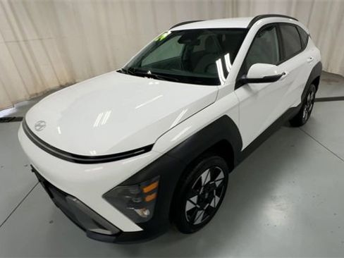 Used 2024 Hyundai Kona SEL image 4