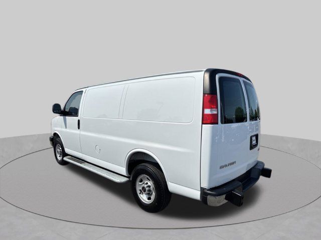 Used 2025 GMC Savana 2500 w/ Driver Convenience Package RWD image 3