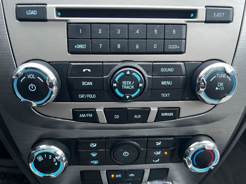 Used 2010 Ford Fusion SE image 20