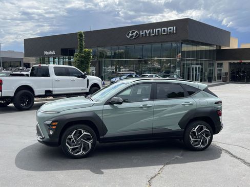 Used 2026 Hyundai Kona SEL Premium AWD/4WD image 1