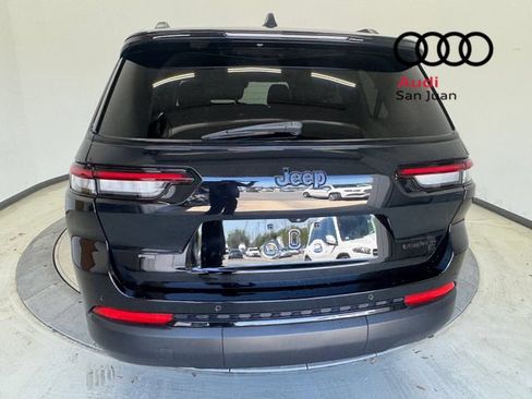 Used 2022 Jeep Grand Cherokee L Limited w/ Black Appearance Package RWD image 36