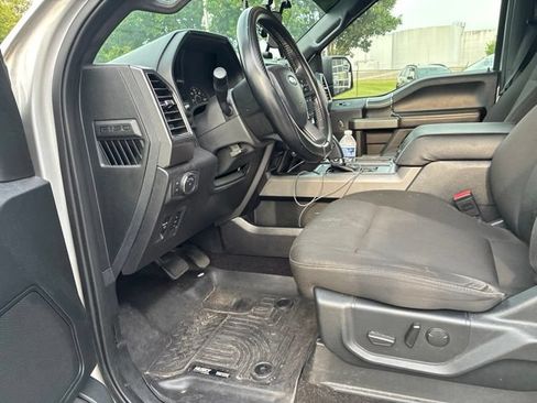 Used 2019 Ford F150 XLT w/ Equipment Group 302A Luxury AWD/4WD image 24