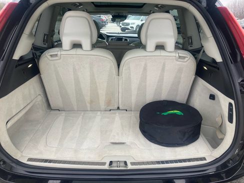 Used 2016 Volvo XC90 T8 Inscription w/ Vision Package image 14