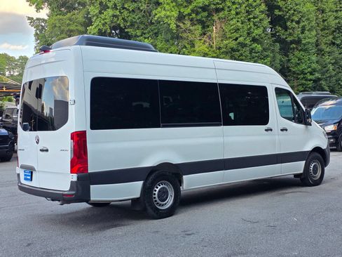 Used 2021 Mercedes-Benz Sprinter 2500 image 6