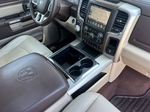 Used 2015 RAM 1500 Laramie w/ Convenience Group AWD/4WD image 16