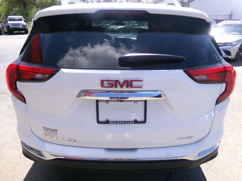 Used 2019 GMC Terrain SLT w/ Preferred Package image 4